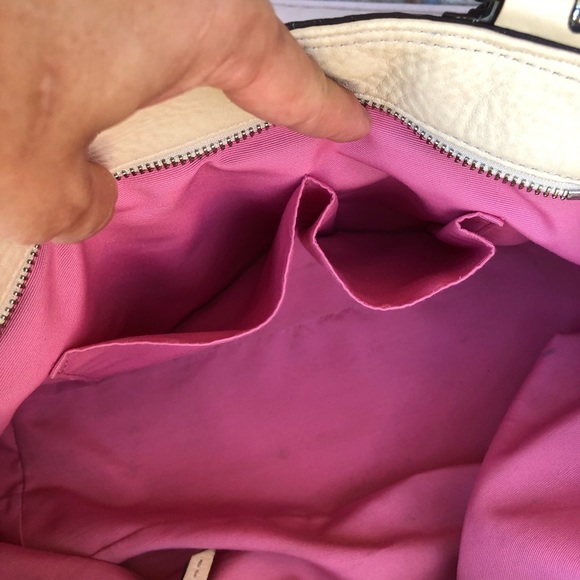 Coach F13732 SoHo Pleated Pebble Cream Leather Shoulder Zipper Bag - Picture 11 of 16